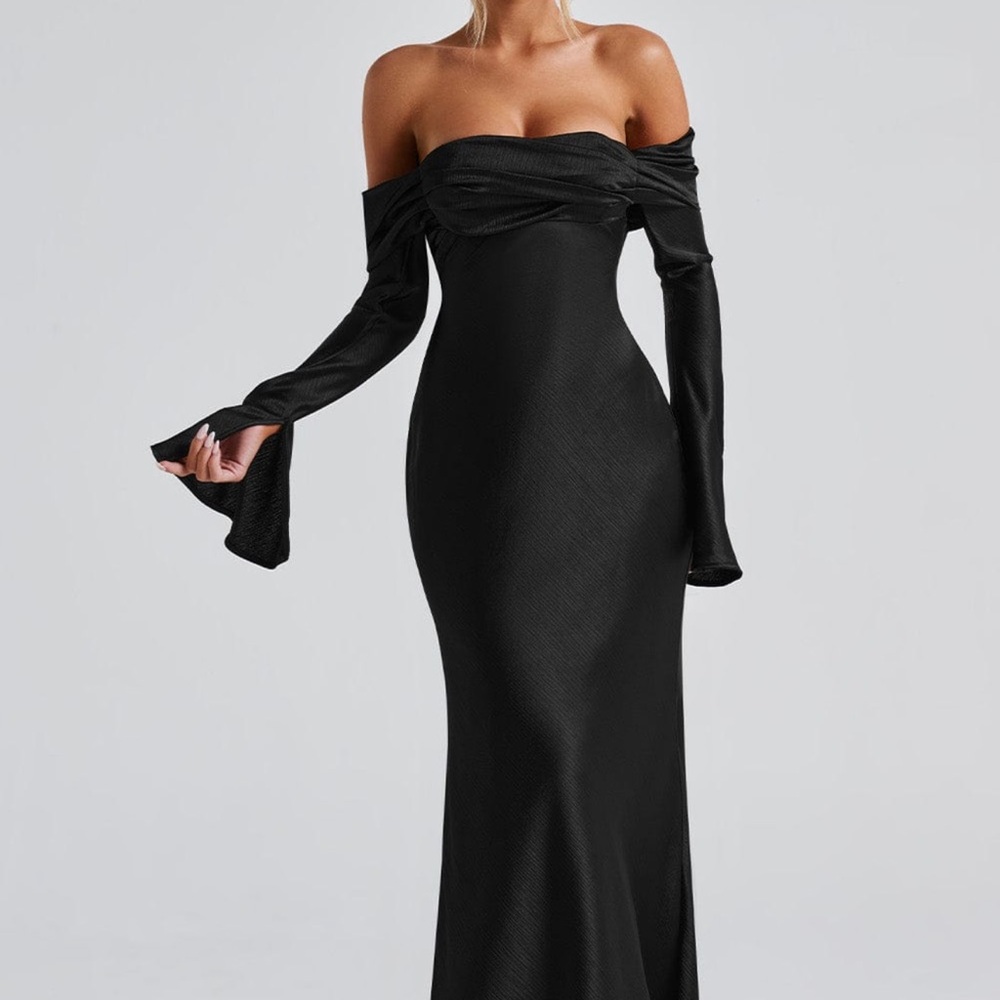 Elegant Black Long Sleeve Dress
